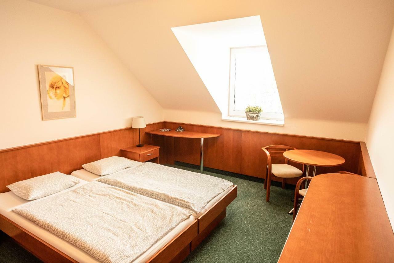 Penzion Rondo Bystřice pod Hostýnem エクステリア 写真